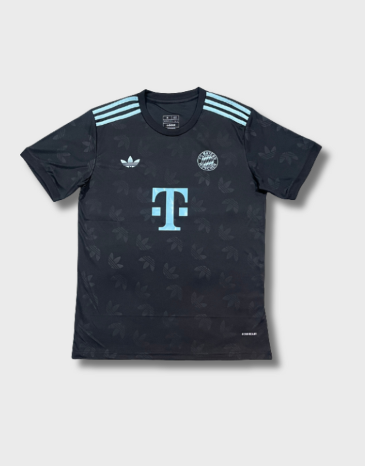 FC Bayern "Sapphire" Premium Kit